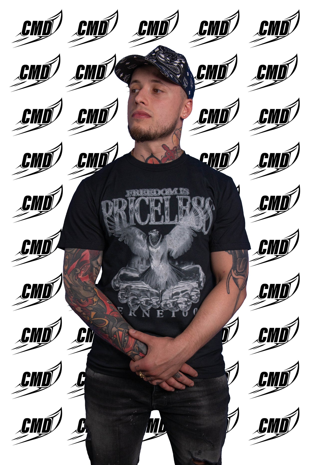 ERNE100 - FREEDOM IS PRICELESS - BLACK TRIKO